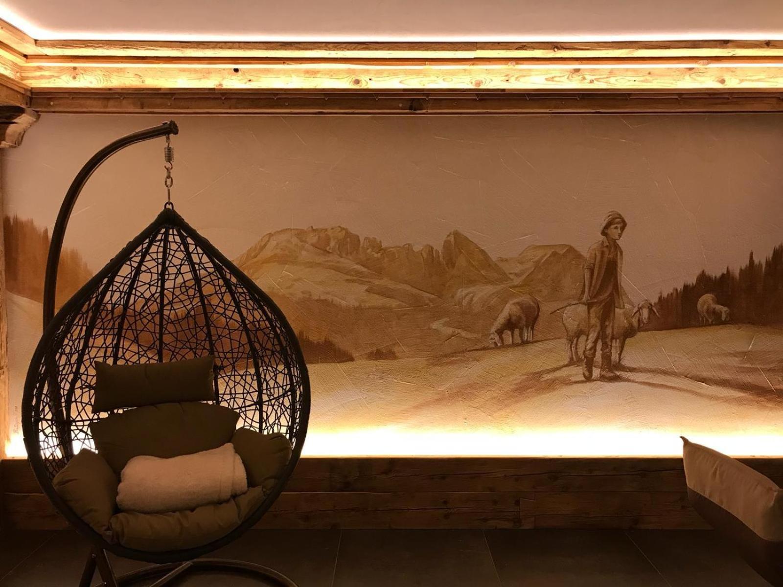 סוראגה Wellness Hotel Dolomia מראה חיצוני תמונה