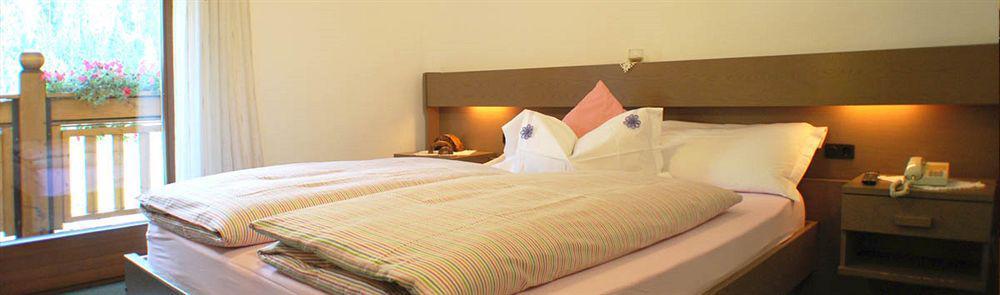 סוראגה Wellness Hotel Dolomia מראה חיצוני תמונה
