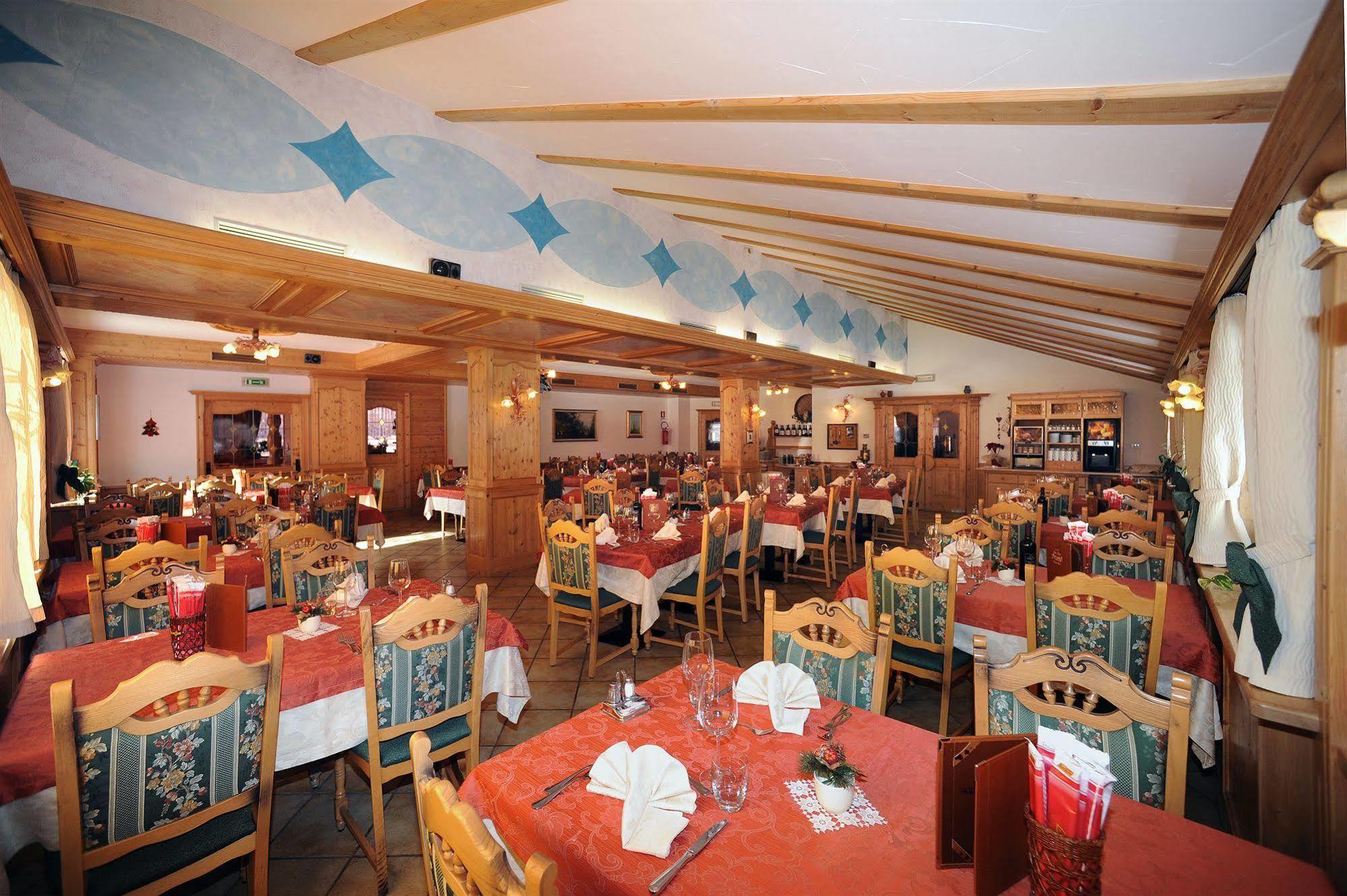 סוראגה Wellness Hotel Dolomia מראה חיצוני תמונה
