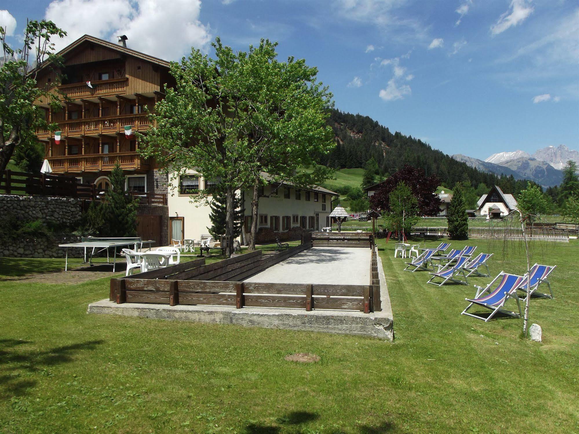 סוראגה Wellness Hotel Dolomia מראה חיצוני תמונה