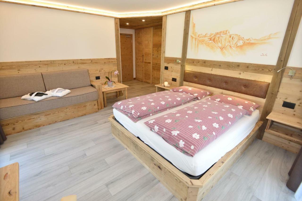 סוראגה Wellness Hotel Dolomia מראה חיצוני תמונה